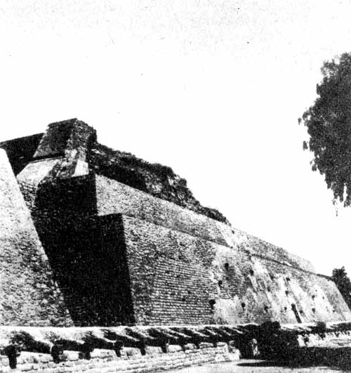 Пирамида Тенайюка. Культура ацтеков.