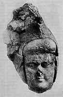 Голова жены царя Вазамара. Глиняная скульптура из городища Топрак-кала   III в. н  э.